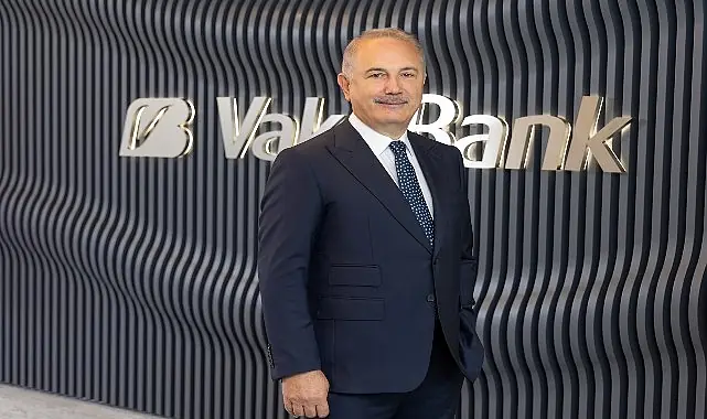 Abdi Serdar Üstünsalih   Genel Müdürlük Görevine Devam Ediyor