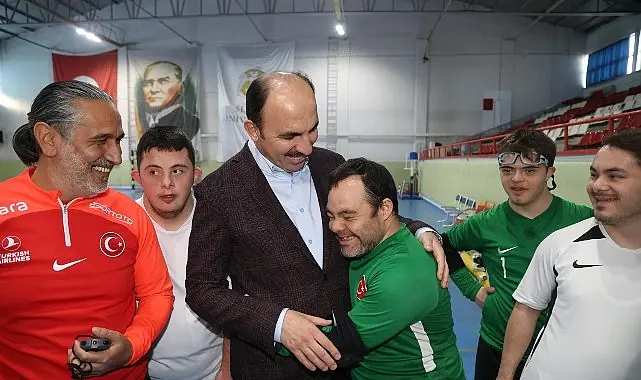 Başkan Altay: “Engelleri Birlikte Aşıyoruz”
