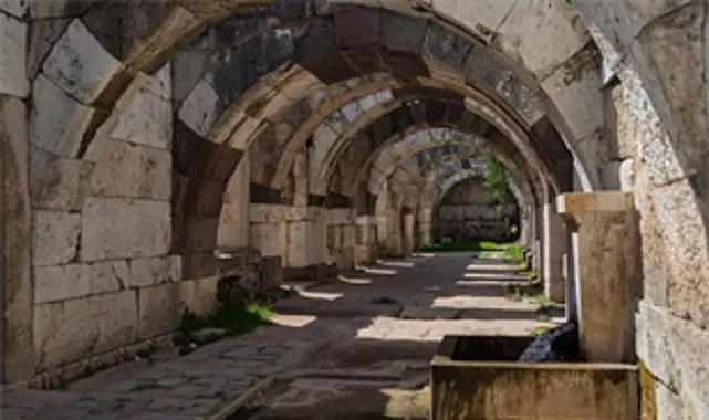 Büyükşehir’den Smyrna Antik Kenti’ne “tarihi destek”