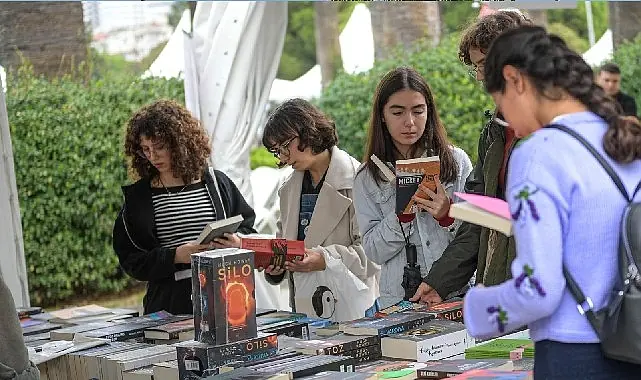 Kültürpark’ta İzmir Kitap Fuarı rüzgarı
