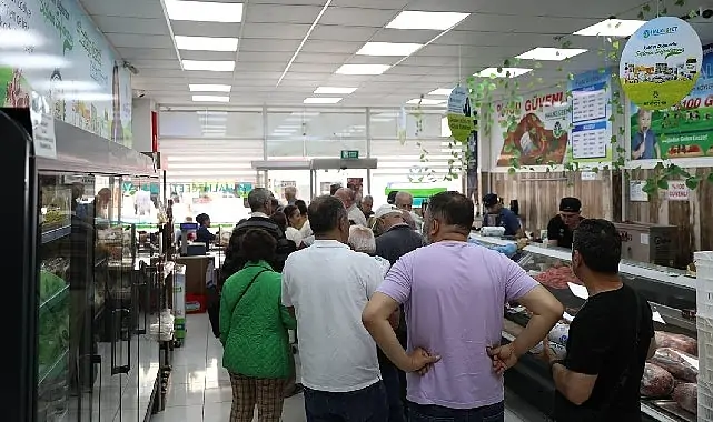 Başkan Çerçioğlu’ndan Anneler Günü’ne özel Halk Ege Et şubelerinde indirim